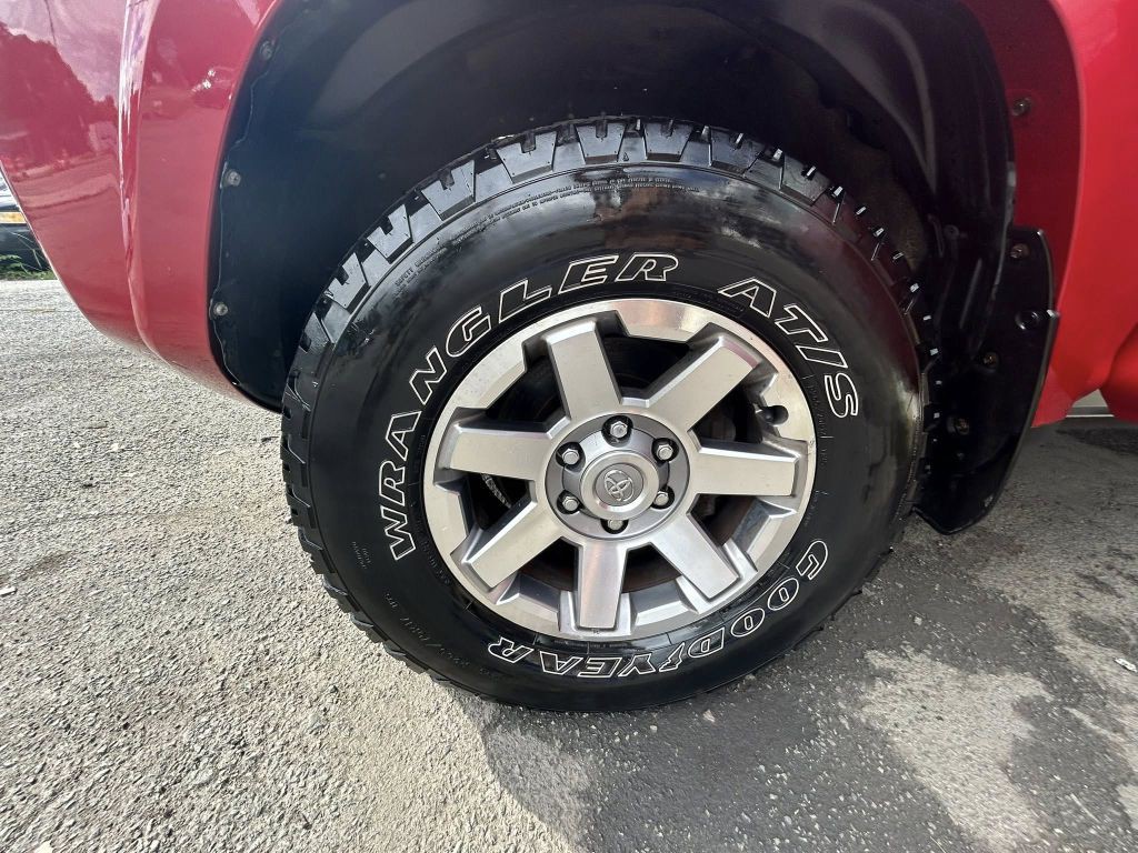 2014 Toyota 4Runner Image 10