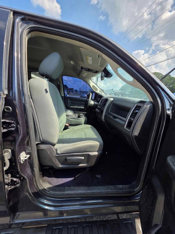 2015 RAM 1500 Image 10