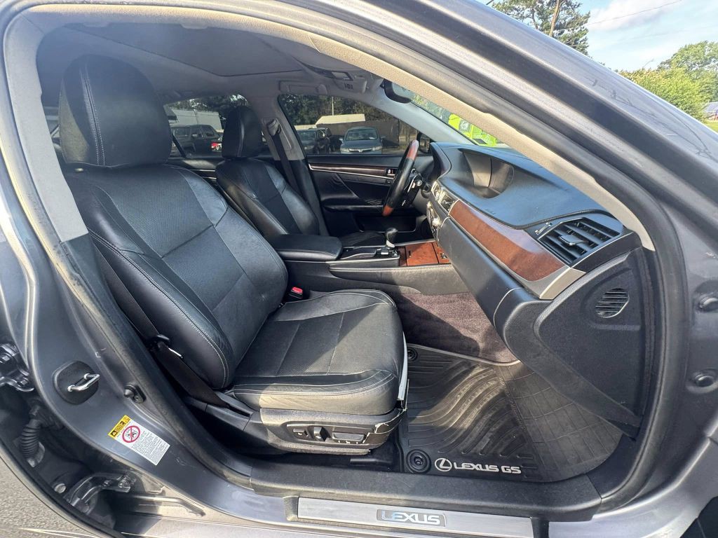 2013 Lexus GS Image 13