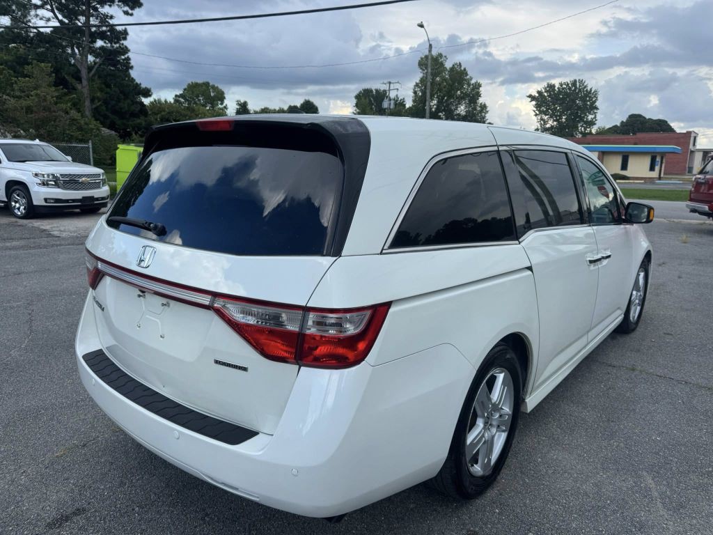 2012 Honda Odyssey Image 3