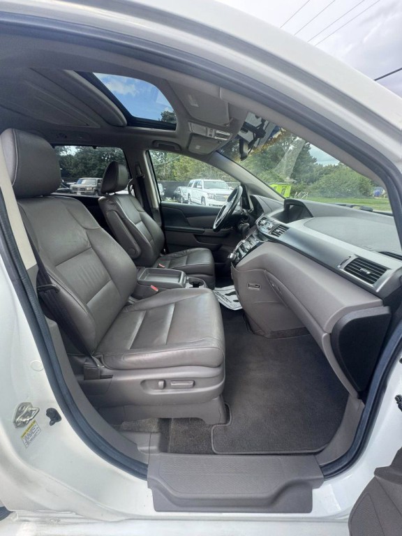 2012 Honda Odyssey Image 11