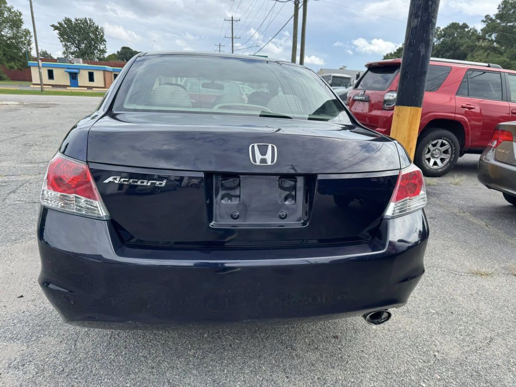 2010 Honda Accord Image 5