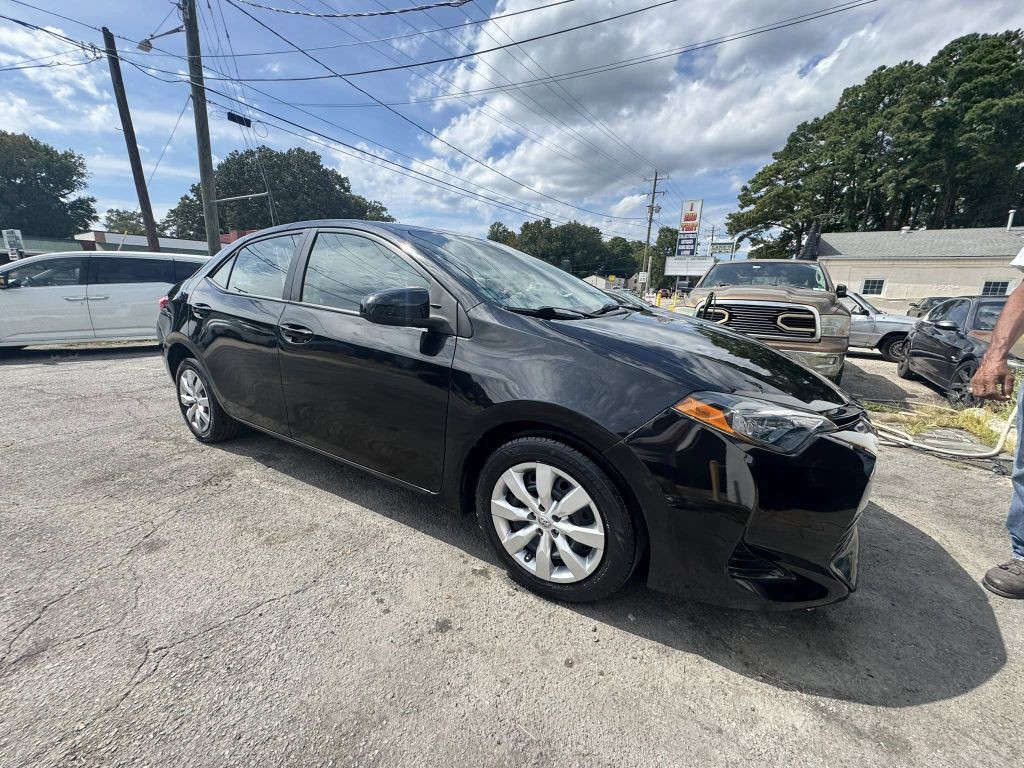 2018 Toyota Corolla Image 1