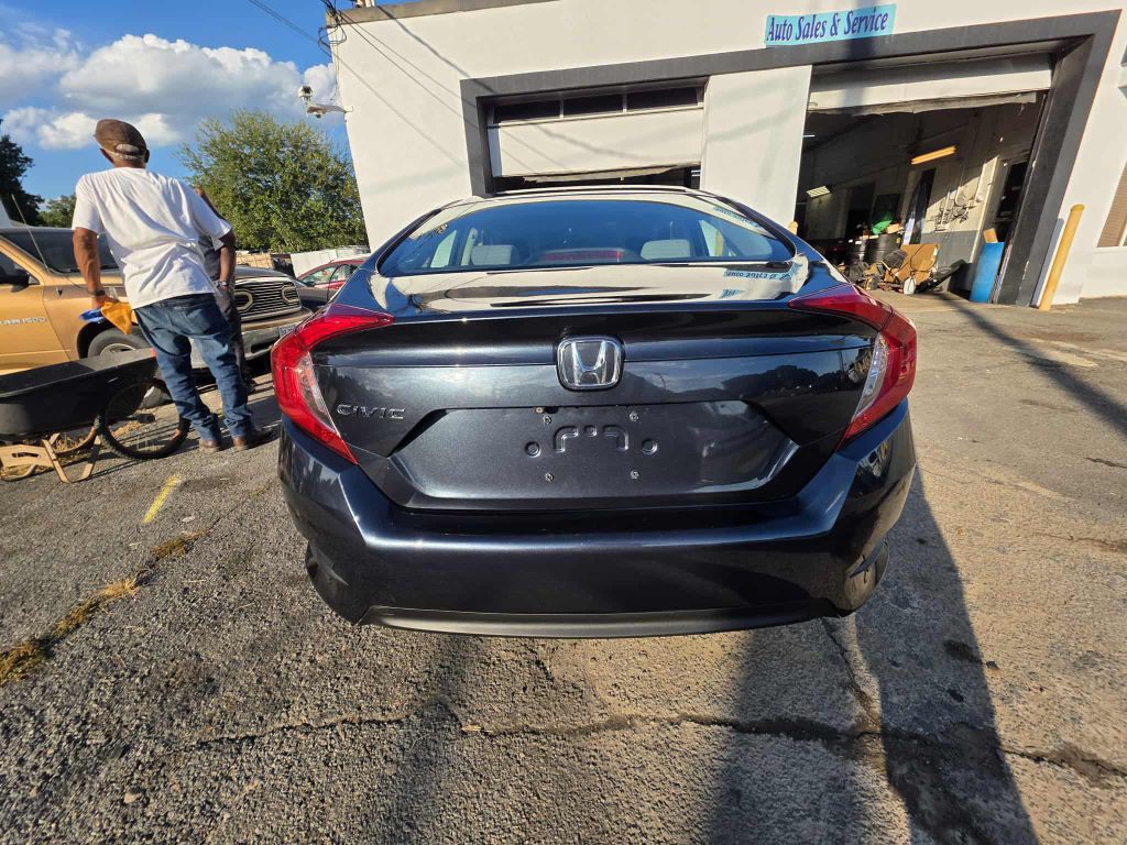 2016 Honda Civic Image 4