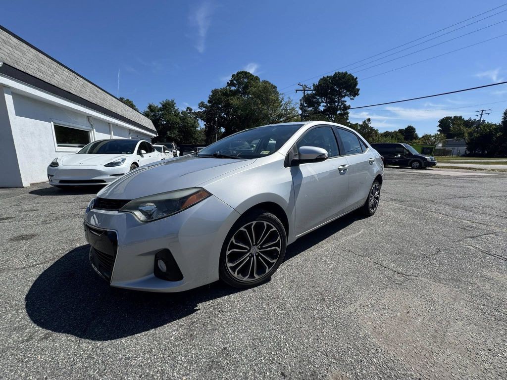 2016 Toyota Corolla Image 1