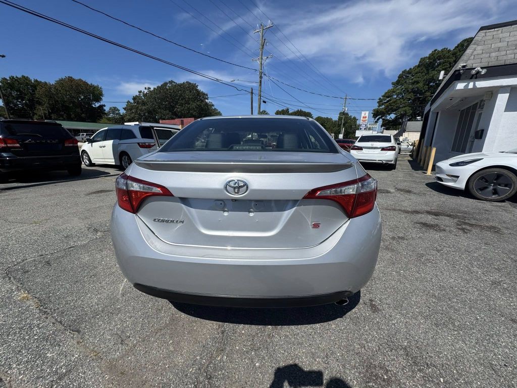 2016 Toyota Corolla Image 6