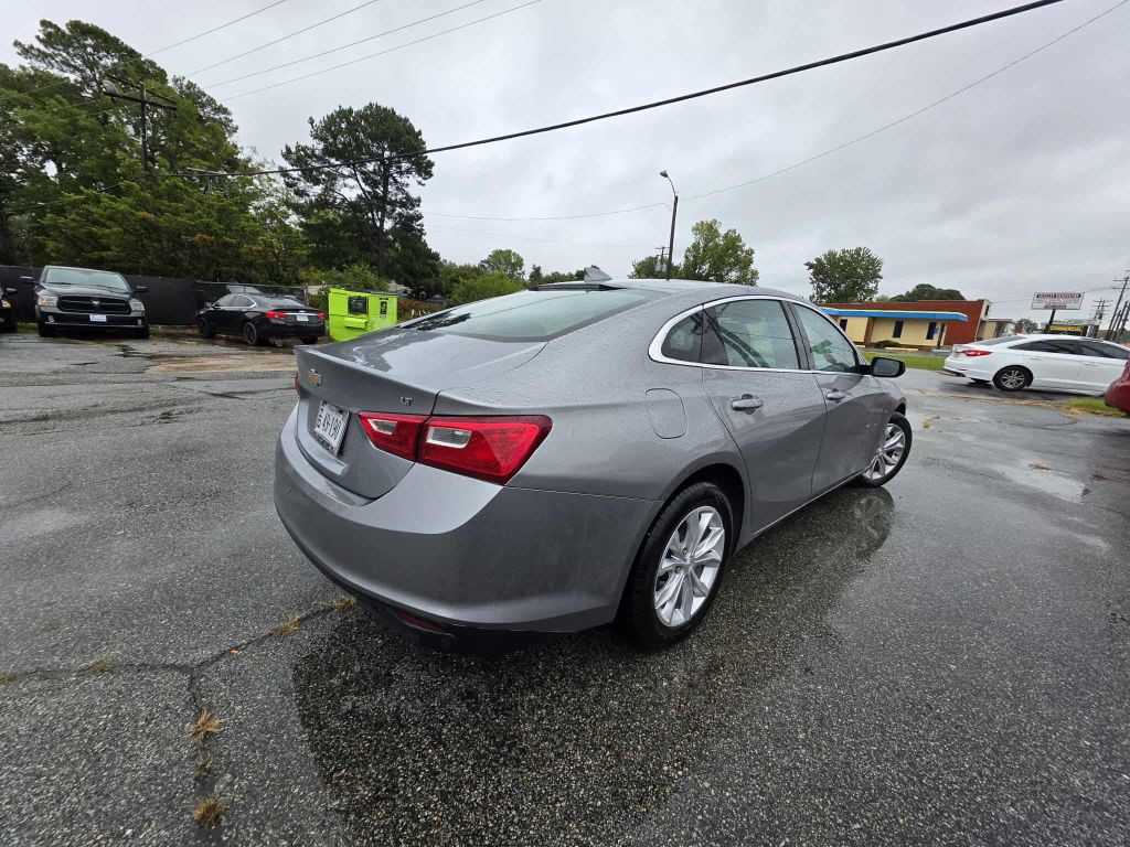 2023 Chevrolet Malibu Image 5