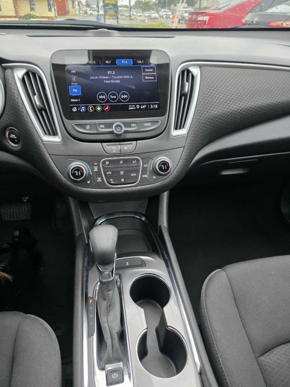 2023 Chevrolet Malibu Image 9