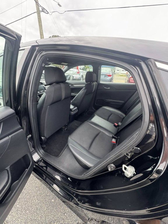 2019 Honda Civic Image 10