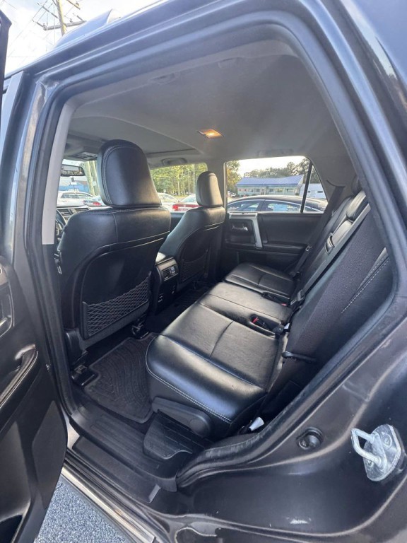 2016 Toyota 4Runner Image 6