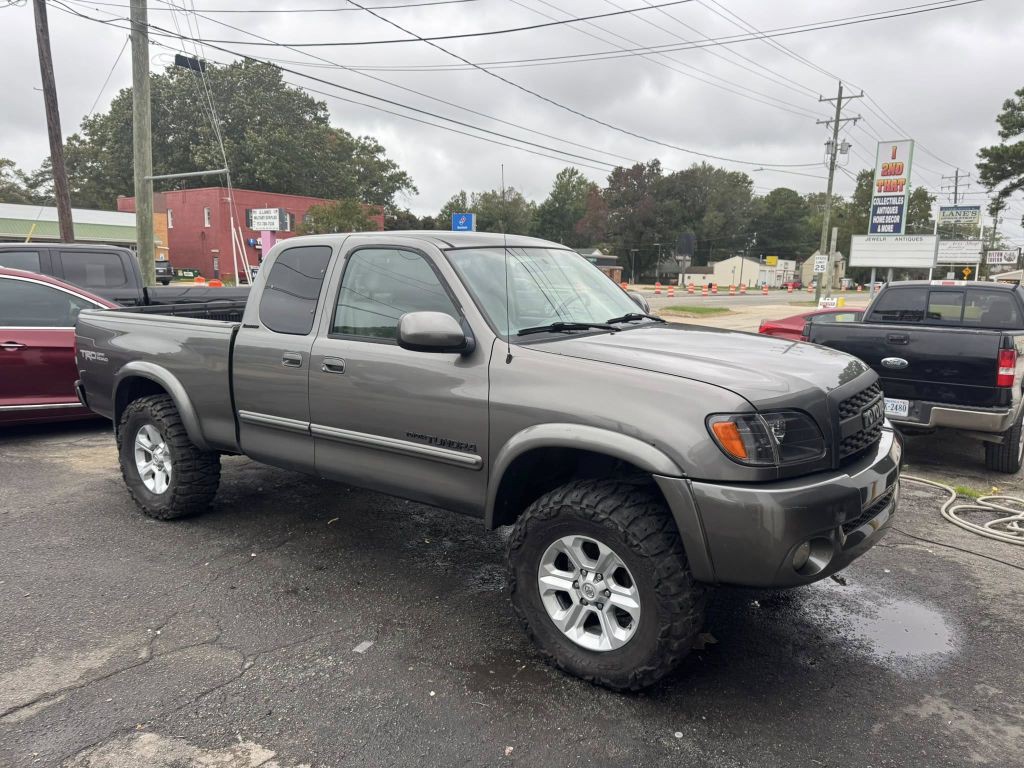 2003 Toyota Tundra Image 2