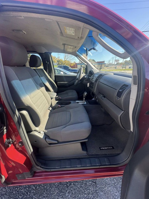 2006 Nissan Frontier Image 6