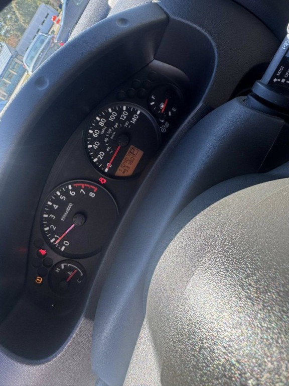 2006 Nissan Frontier Image 11