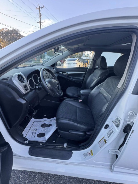 2009 Pontiac Vibe Image 10