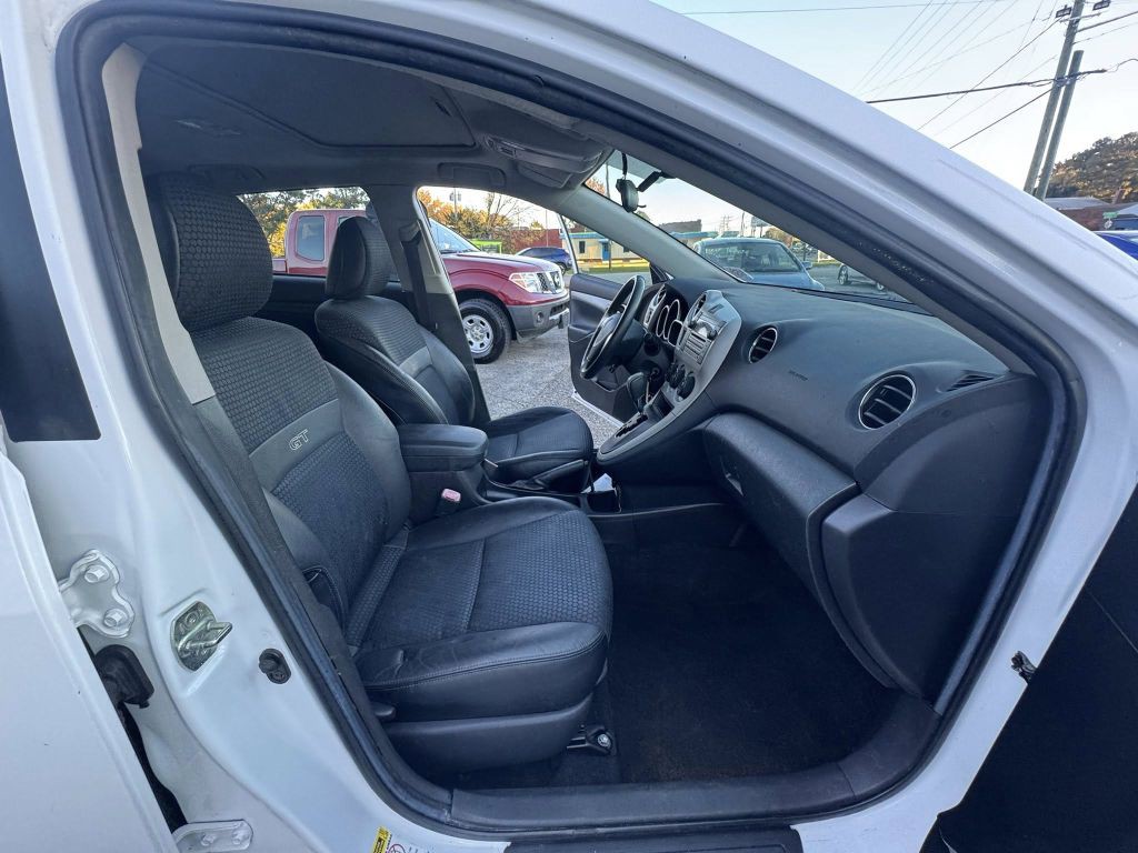 2009 Pontiac Vibe Image 12