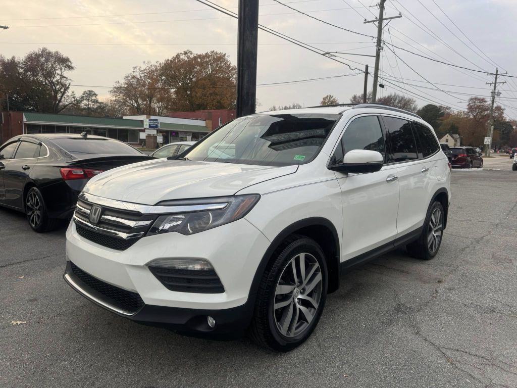 2017 Honda Pilot Image 1