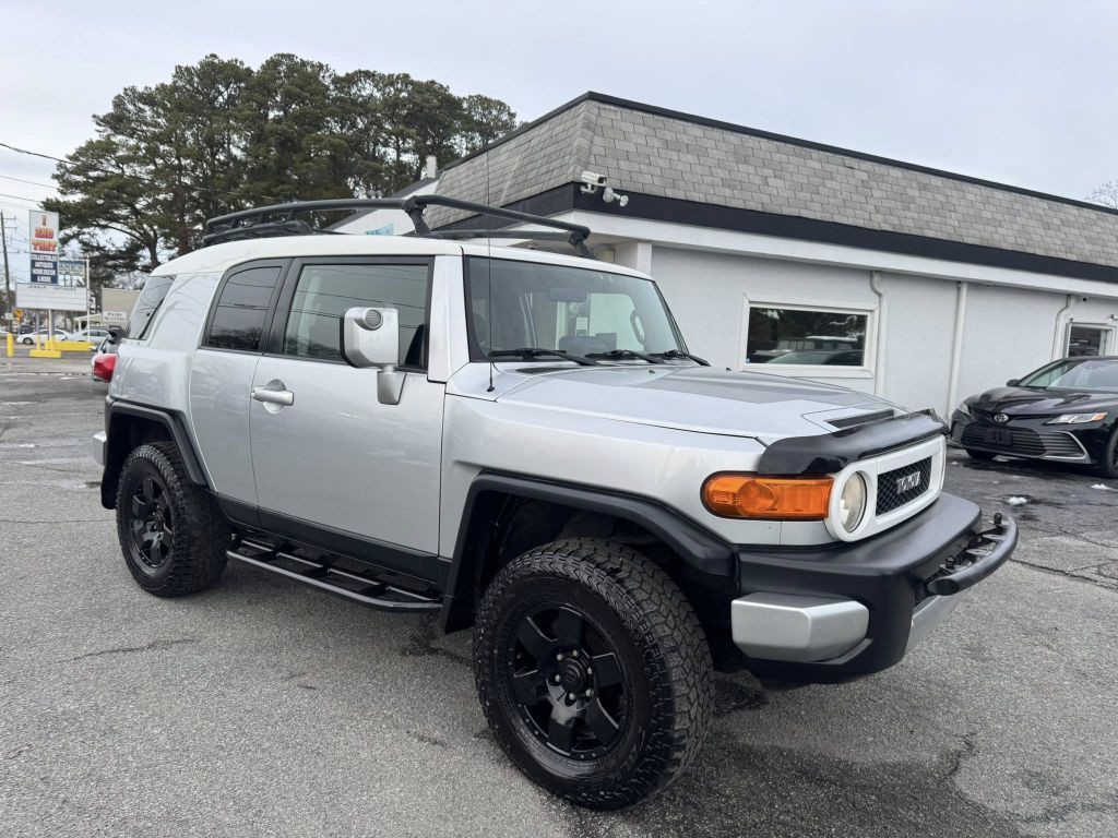 2007 Toyota FJ Cruiser Image 2