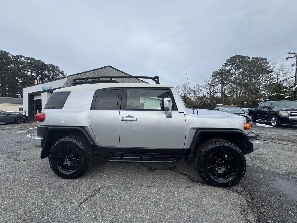 2007 Toyota FJ Cruiser Image 5