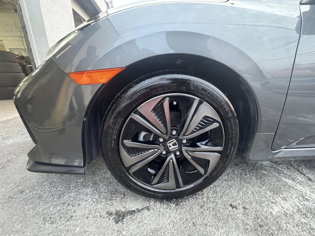 2018 Honda Civic Image 7