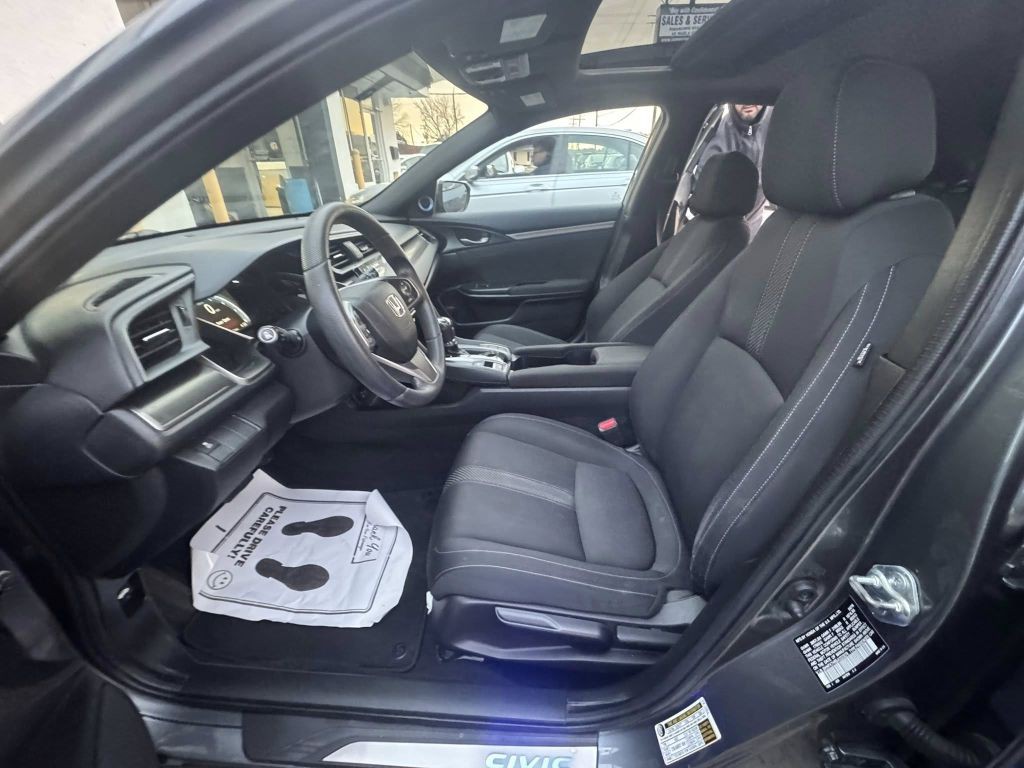 2018 Honda Civic Image 9