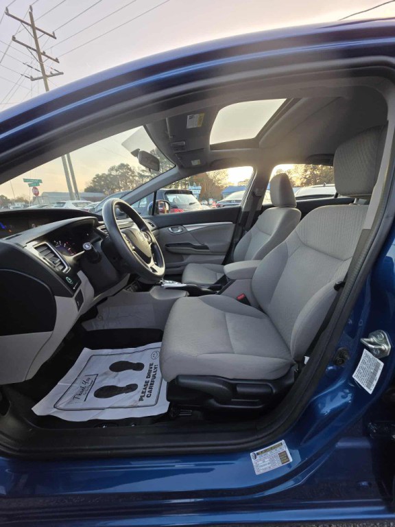 2015 Honda Civic Image 11