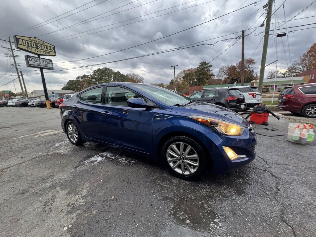 2016 Hyundai Elantra Image 3
