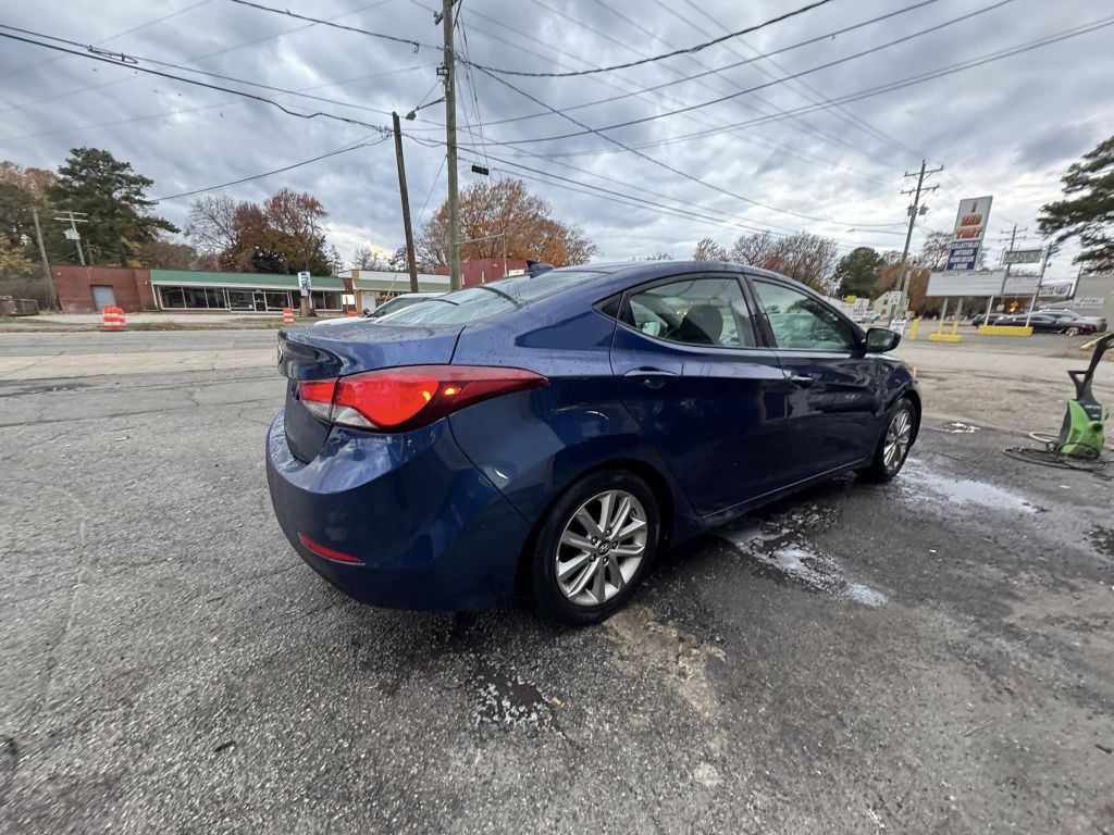 2016 Hyundai Elantra Image 4