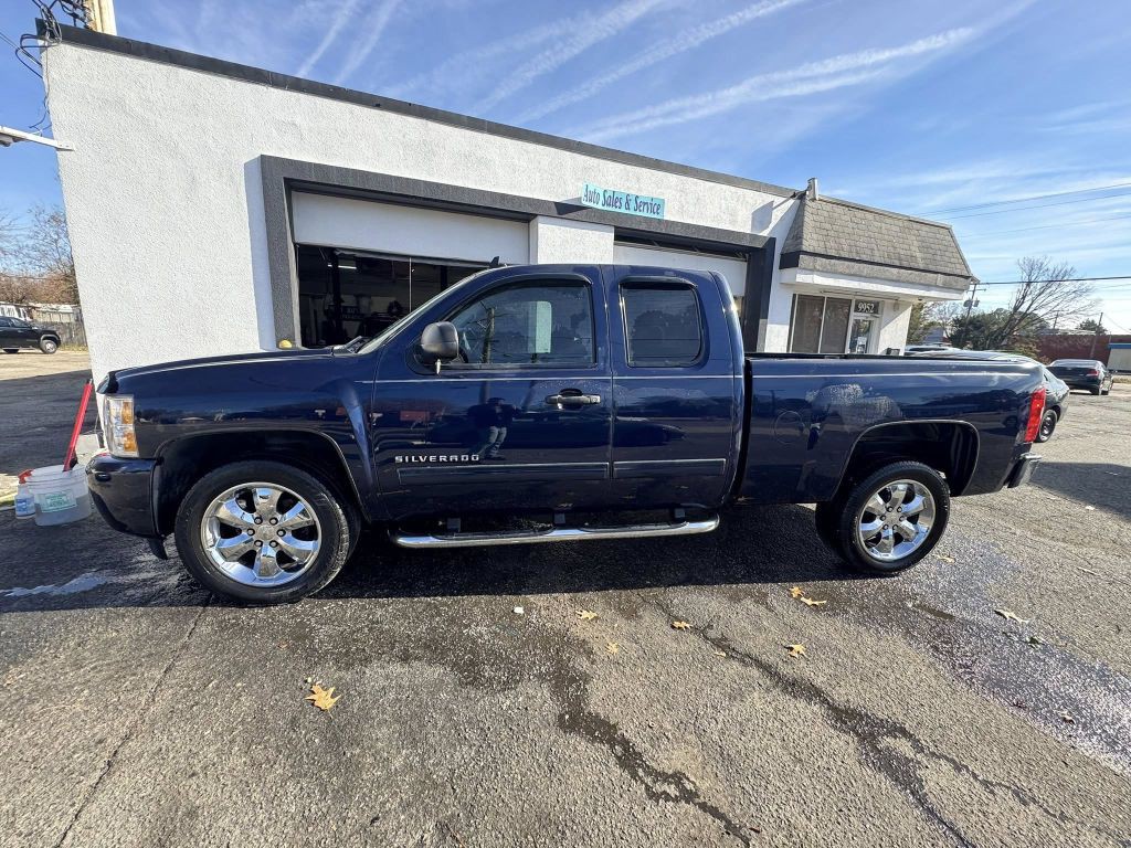 2010 Chevrolet Silverado 1500 Image 4