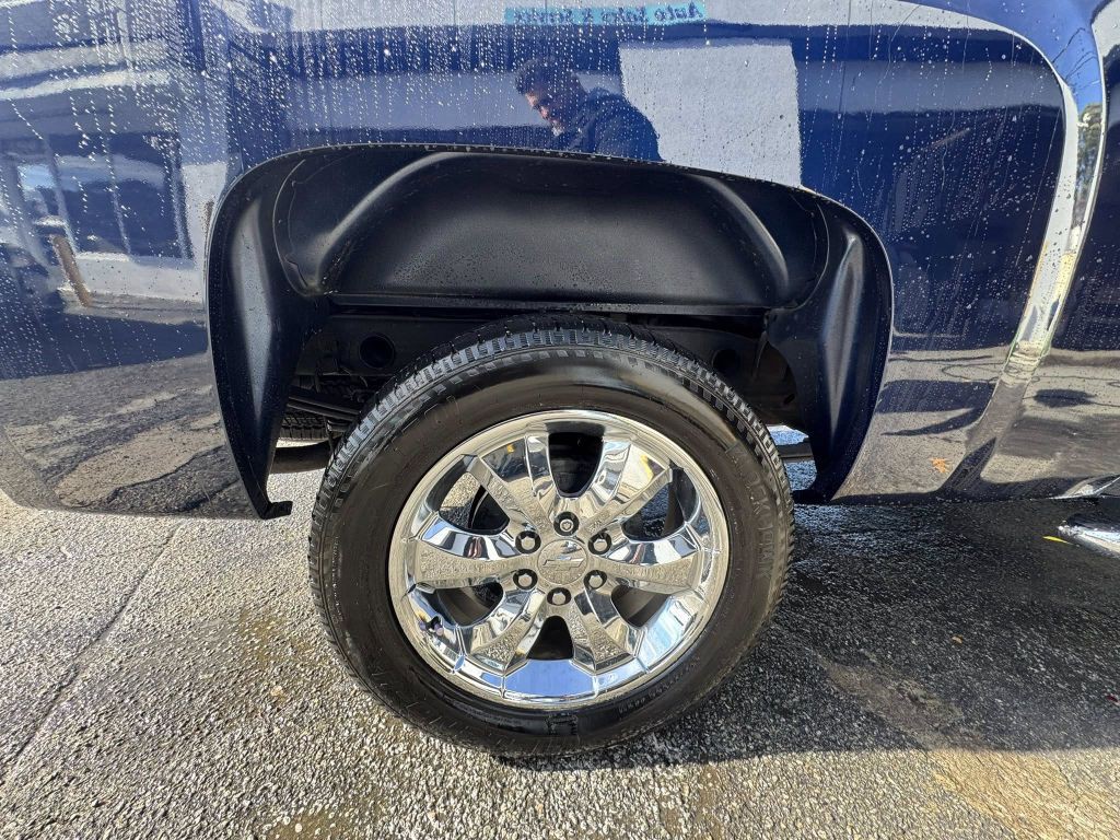 2010 Chevrolet Silverado 1500 Image 9