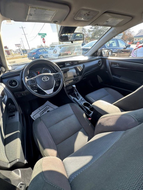 2018 Toyota Corolla Image 12