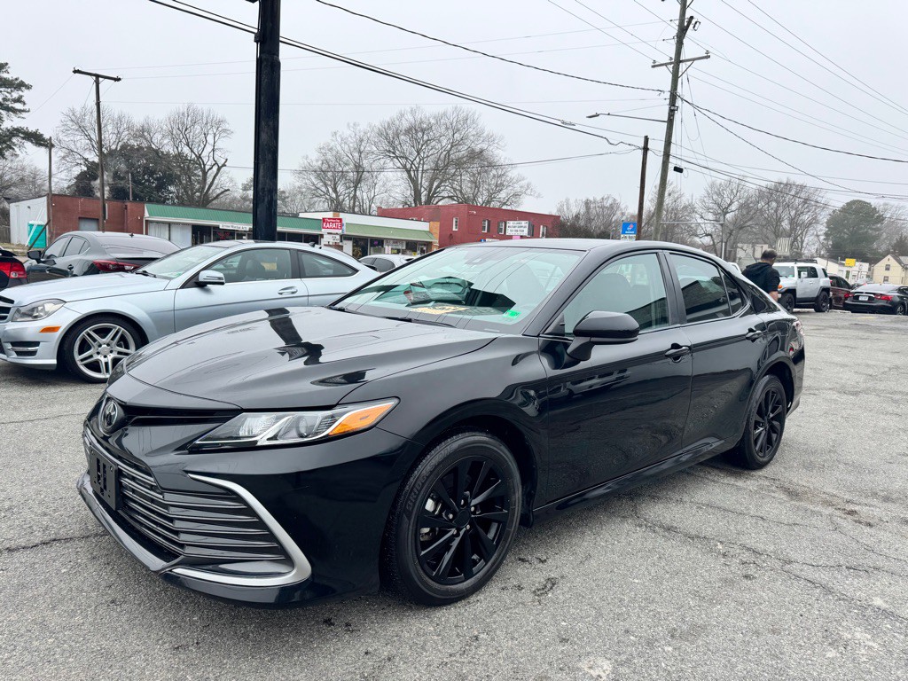 2024 Toyota Camry Image 2