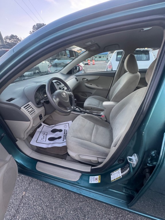 2009 Toyota Corolla Image 9