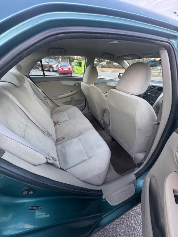 2009 Toyota Corolla Image 12