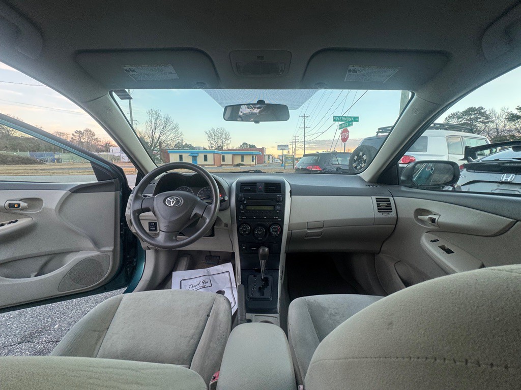 2009 Toyota Corolla Image 13