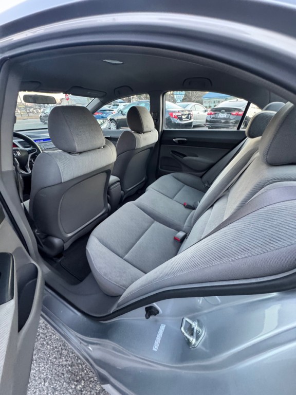 2011 Honda Civic Image 10