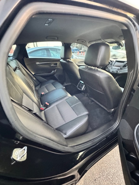 2018 Chevrolet Impala Image 16