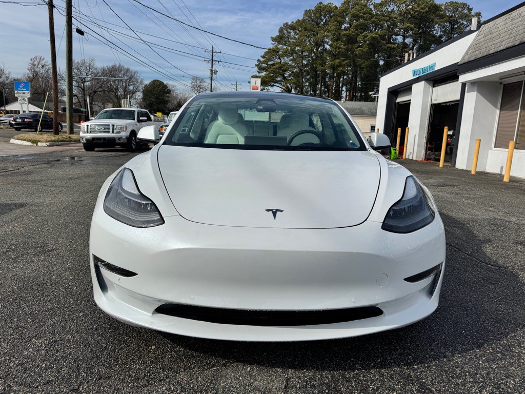 2022 Tesla Model 3 Image 2