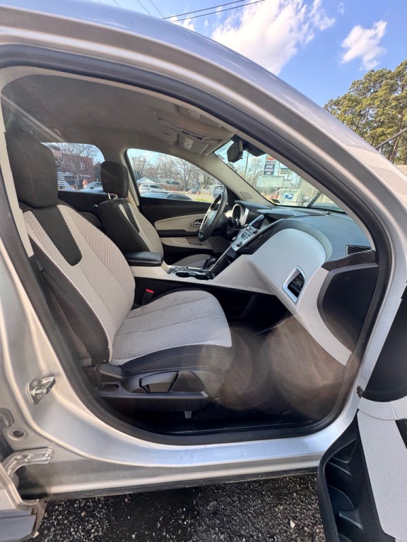 2016 Chevrolet Equinox Image 11