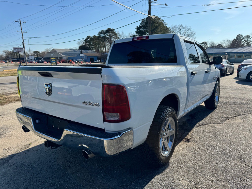 2016 RAM 1500 Image 4