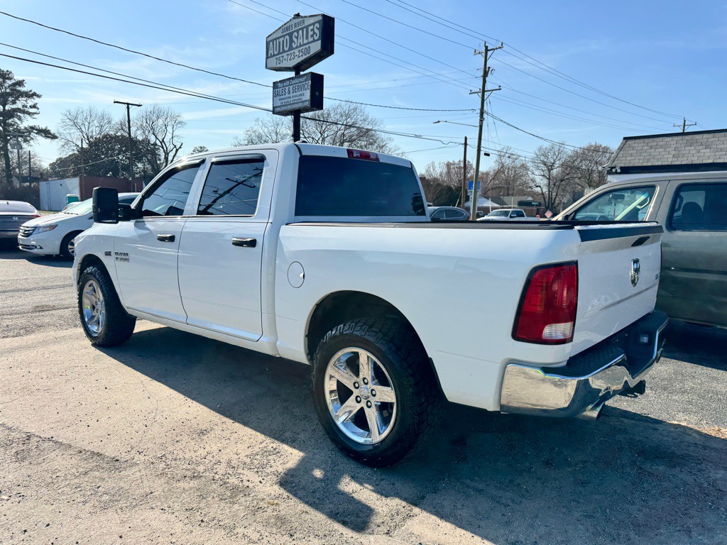2016 RAM 1500 Image 5