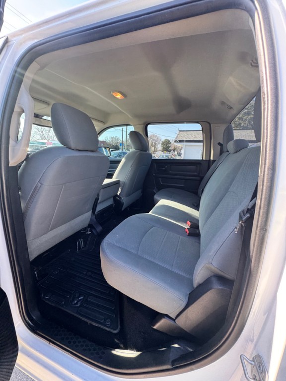 2016 RAM 1500 Image 11