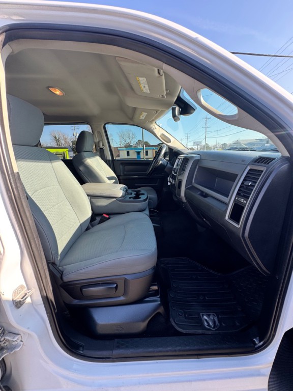 2016 RAM 1500 Image 14