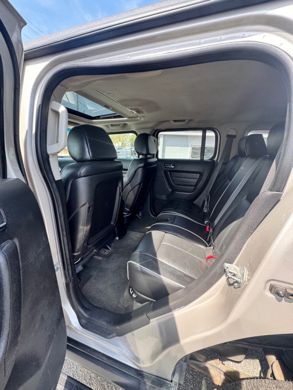 2007 HUMMER H3 Image 13