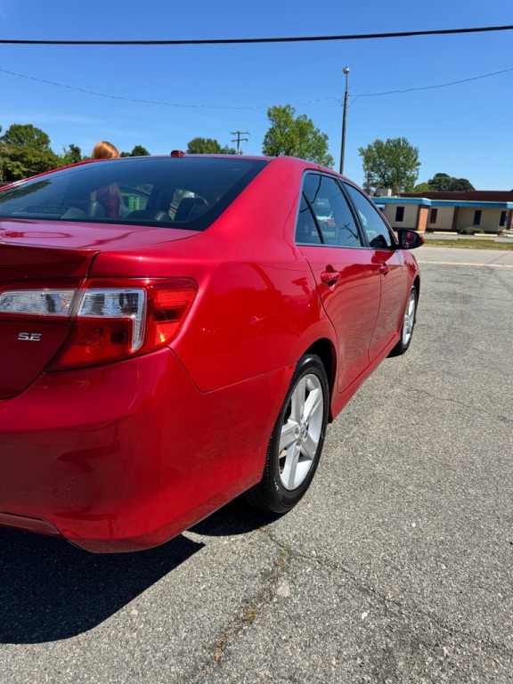 2014 Toyota Camry Image 5