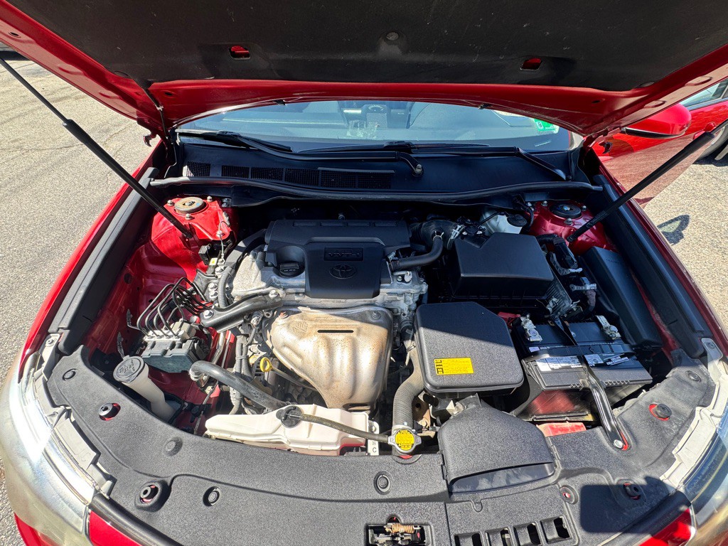 2014 Toyota Camry Image 12