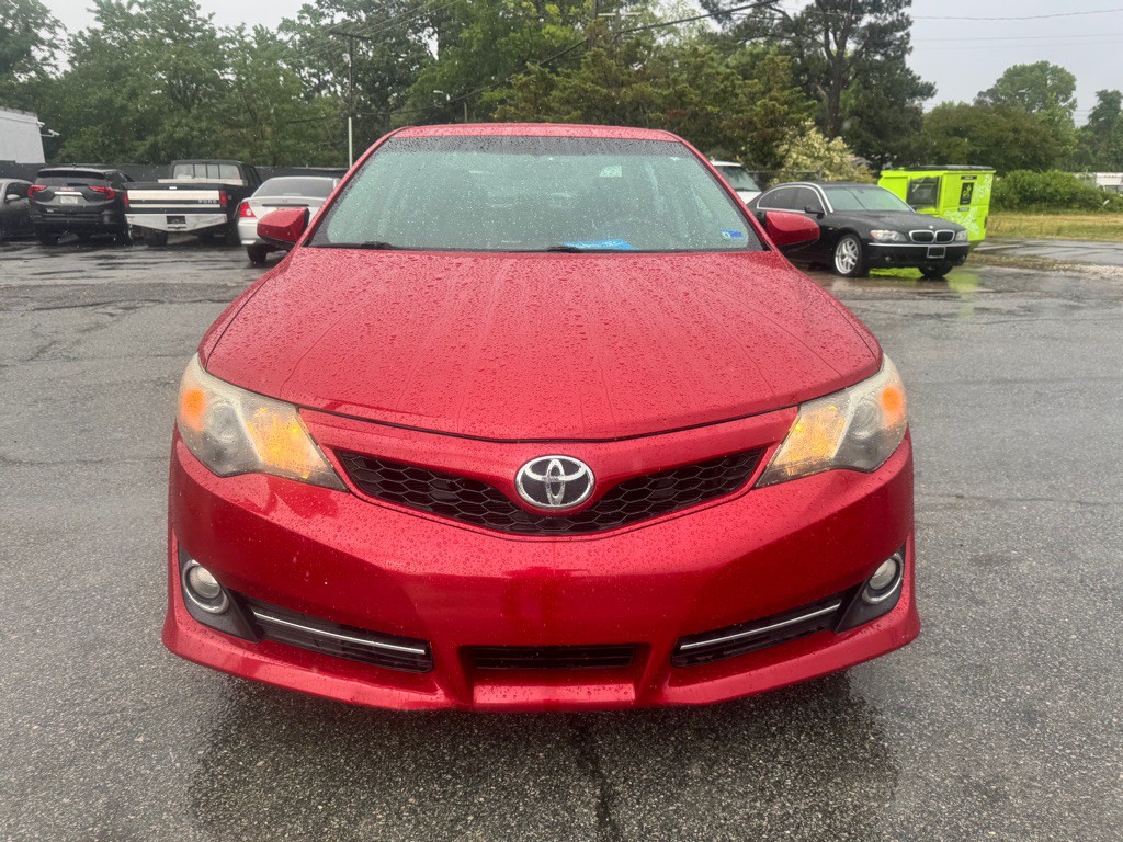 2014 Toyota Camry Image 3