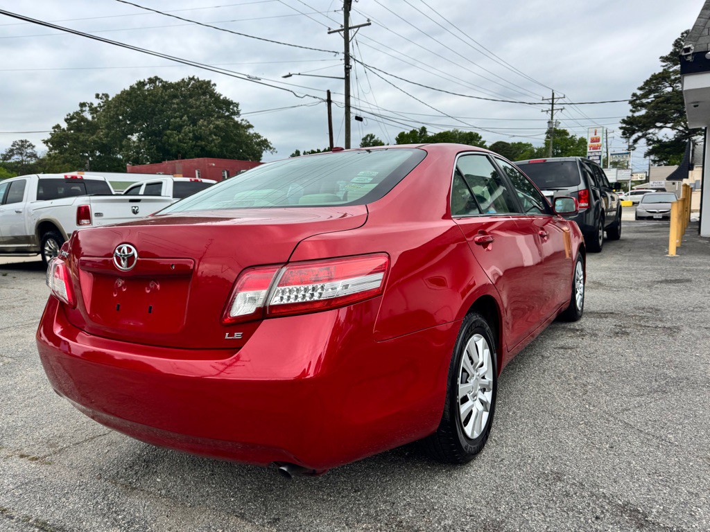 2011 Toyota Camry Image 6