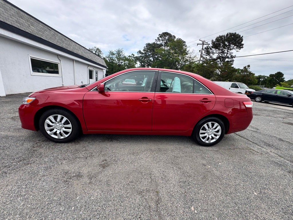 2011 Toyota Camry Image 8