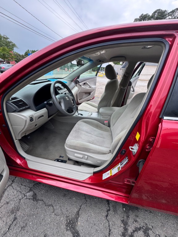 2011 Toyota Camry Image 10