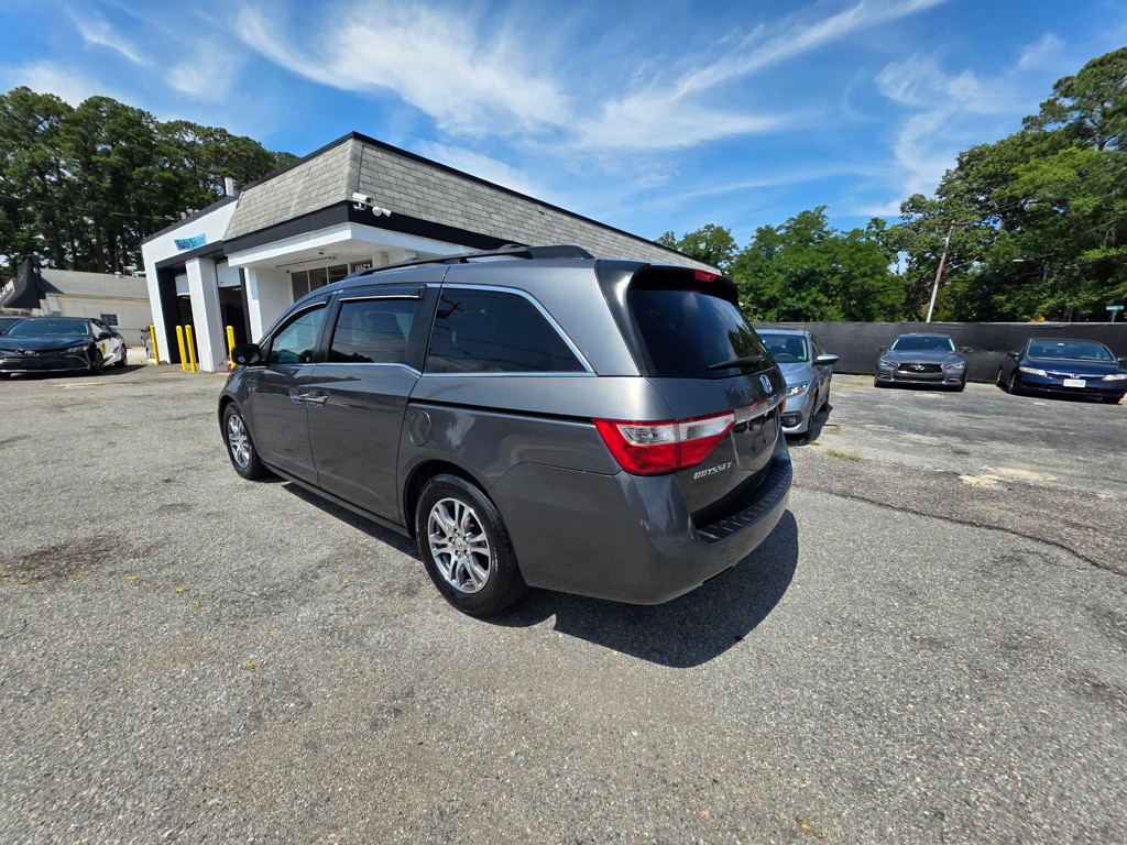 2012 Honda Odyssey Image 4